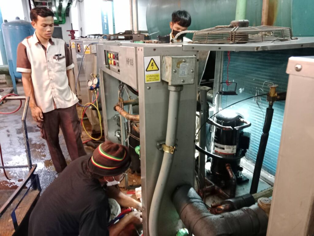 ซ่อม ขายและติดตั้ง Heat Pump ผลิตเครื่องทำน้ำร้อนประหยัดพลังงาน